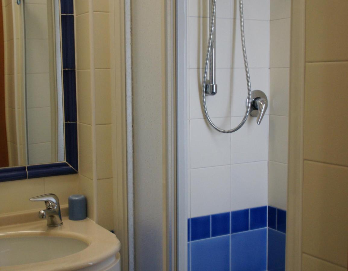 Hotel Verudella Rimini Bagian luar foto