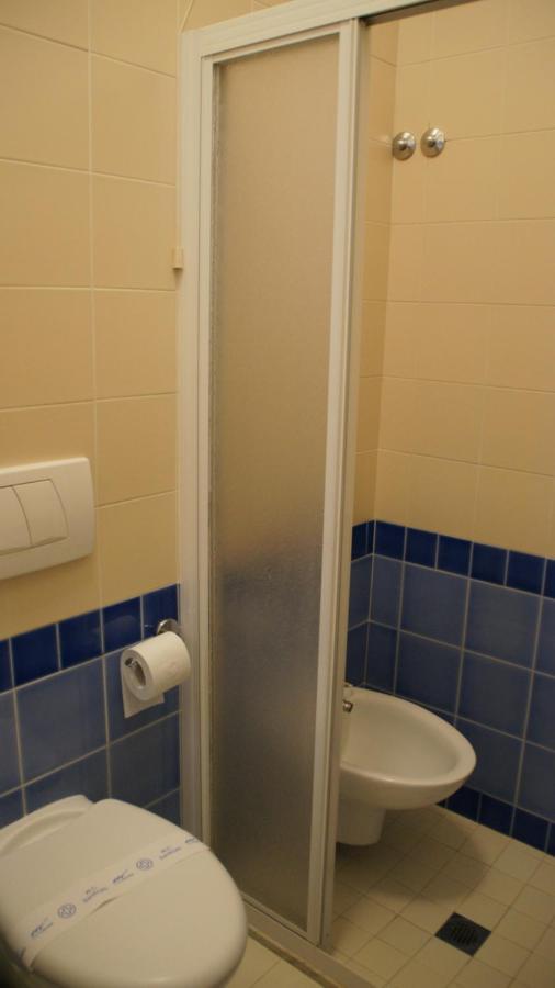 Hotel Verudella Rimini Bagian luar foto